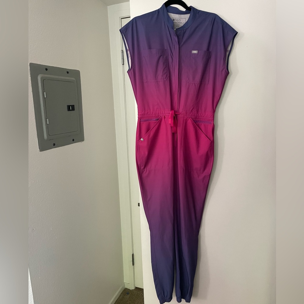 Figs medium Rafaela Freex Cargo scrub jump suit